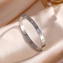 Conjunto de 5 pulseiras ZAKOL em aço inoxidável com zircônias brilhantes