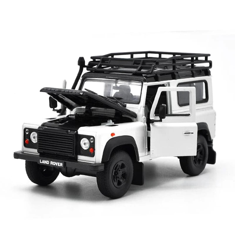 Land Rover Defender chassis 90   1:24